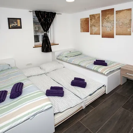 Apartma Stanovanje *