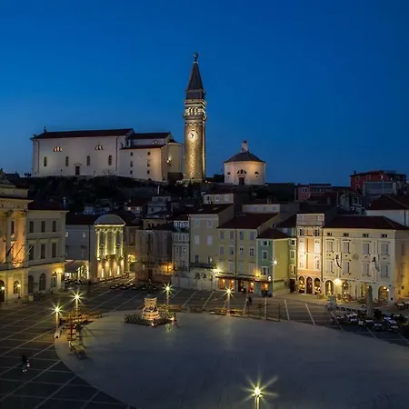 Stanovanje *